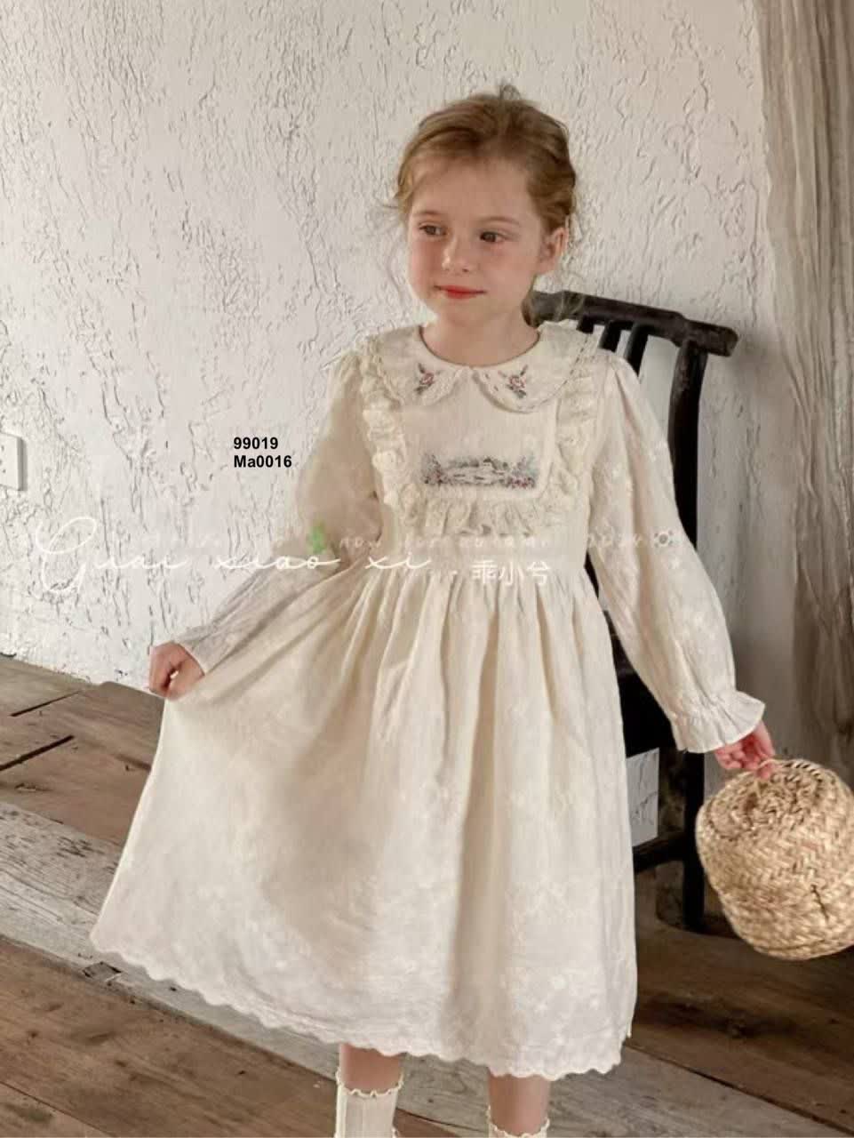 پیراهن کرمی پیراهن کرم خامه دوزی - Image 1